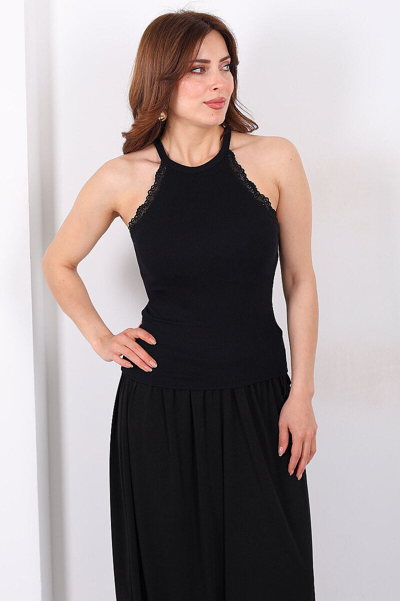 Güpür Detaylı Halter Yaka Kadın Siyah Body - 3