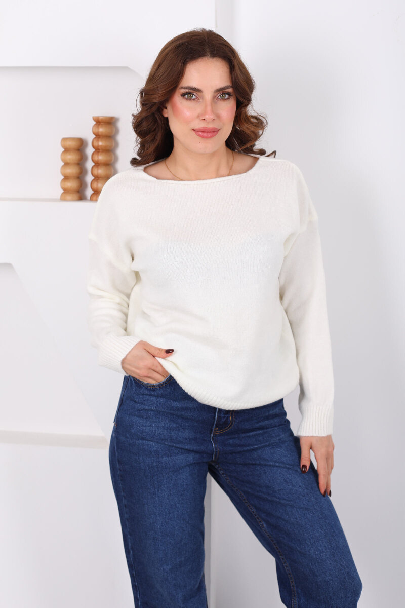 Havuz Yaka Beyaz Kadın Triko Kazak - 5