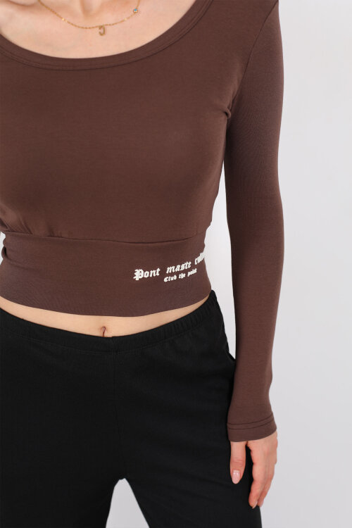 Havuz Yaka Kahverengi Kadın Kalın Kemerli Bluz - Berox (1)