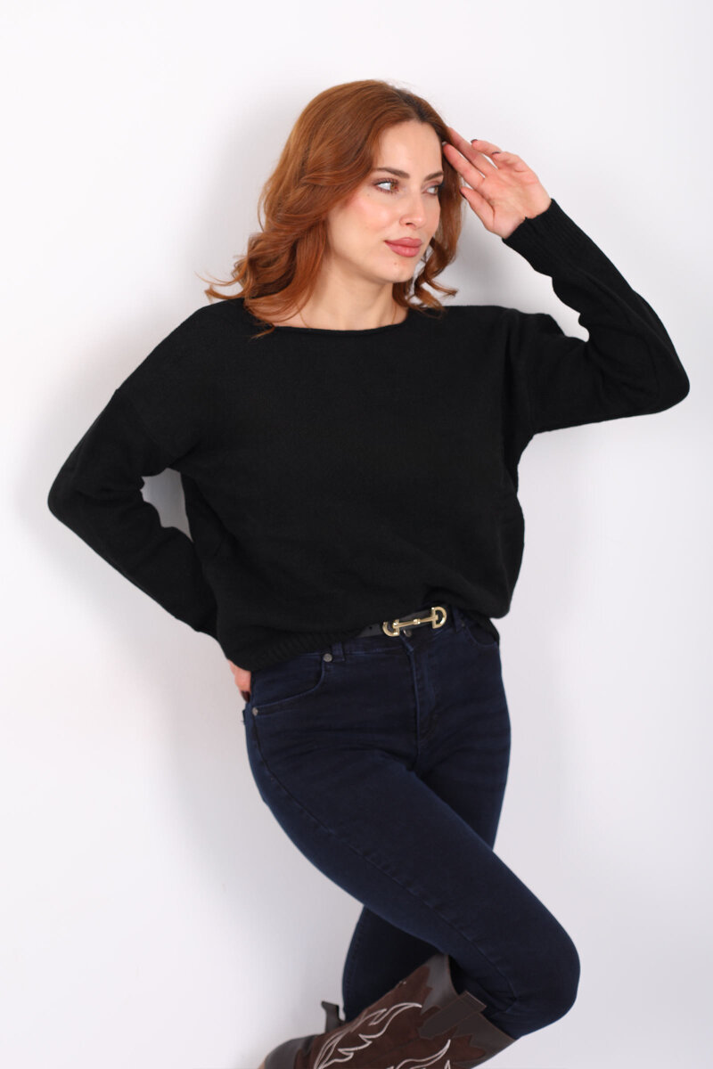 Havuz Yaka Siyah Kadın Triko Kazak - 1