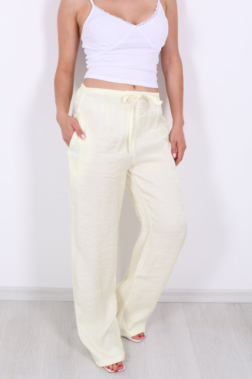 İnce Kemerli Parlak Sarı Kadın Saten Pantolon - Berox (1)