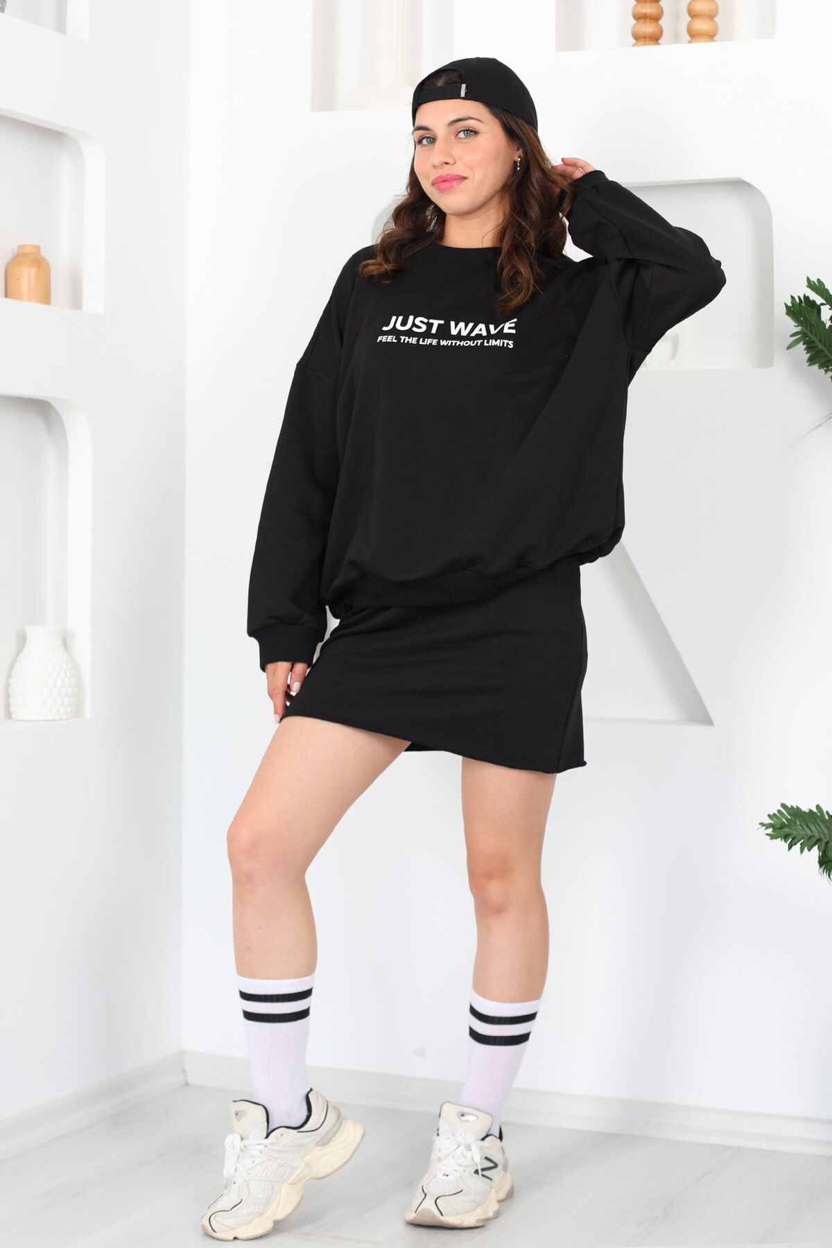 Just Wave Baskılı Siyah Kadın Sweat Etek Takım