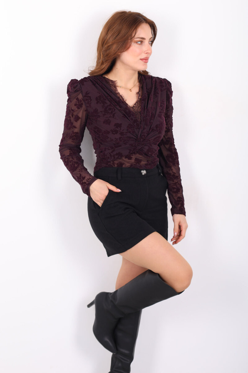 Kadife Desenli Güpürlü Kruvaze Yaka Kadın Mor Tül Bluz - 3