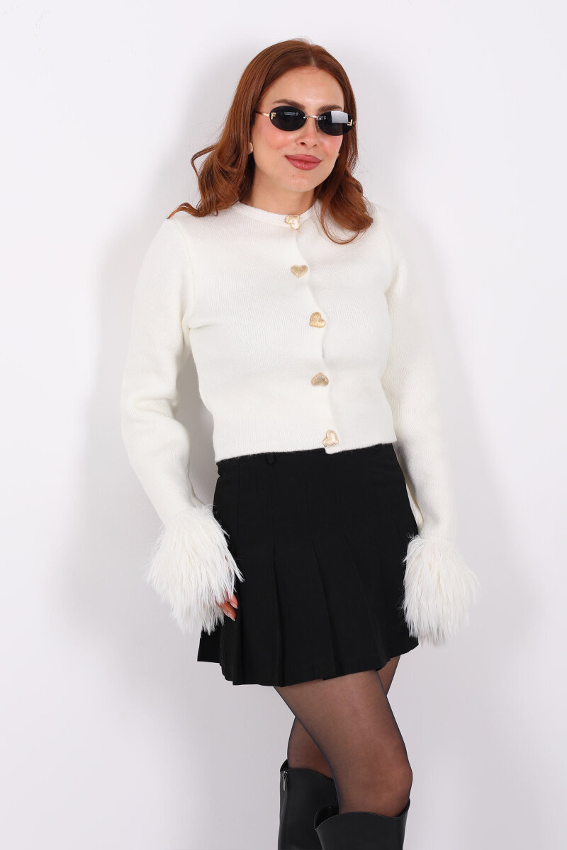 Kalp Düğmeli Kolu Püsküllü Triko Beyaz Kadın Hırka - 4