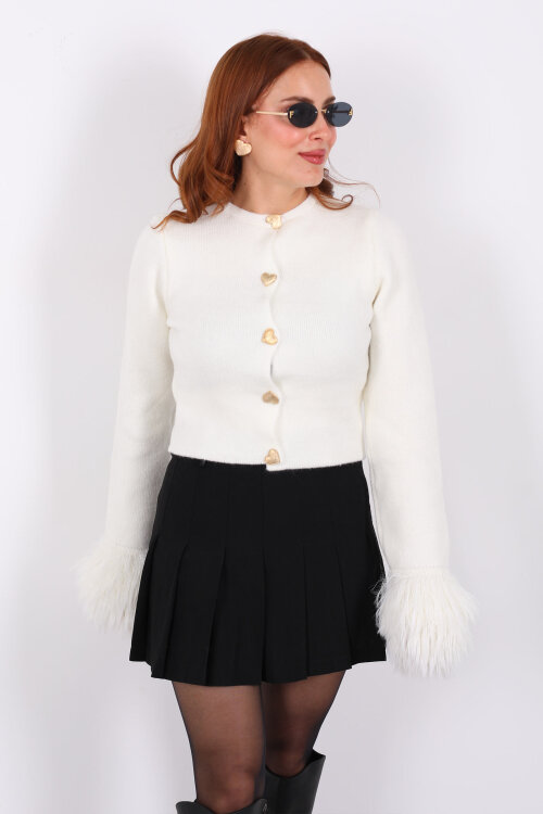 Kalp Düğmeli Kolu Püsküllü Triko Beyaz Kadın Hırka - 7