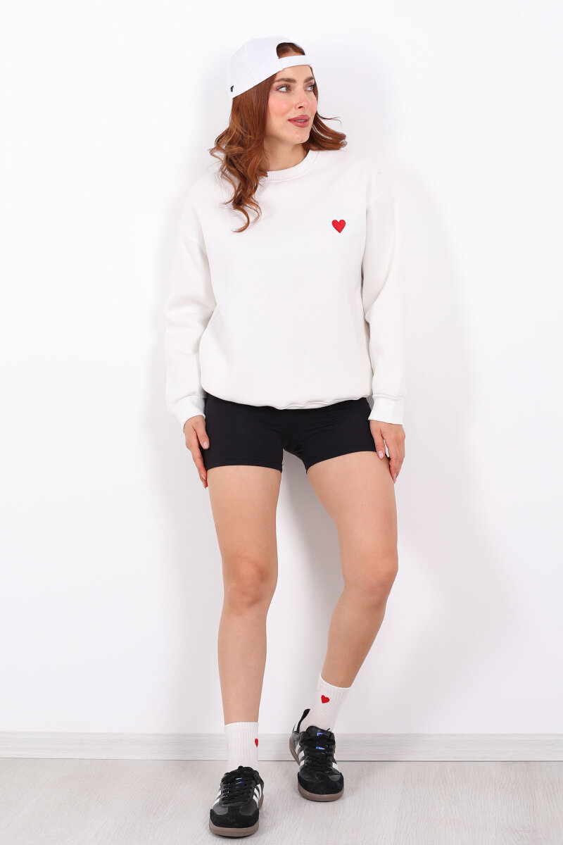 Kalp Nakışlı Beyaz Kadın Sweatshirt - 6