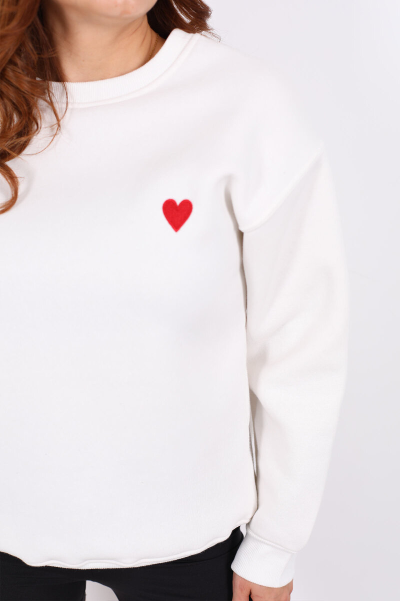 Kalp Nakışlı Beyaz Kadın Sweatshirt - 2