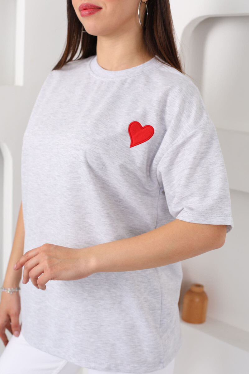 Kalp Nakışlı Bisiklet Yaka Oversize Gri Melanj Kadın T-Shirt - 2