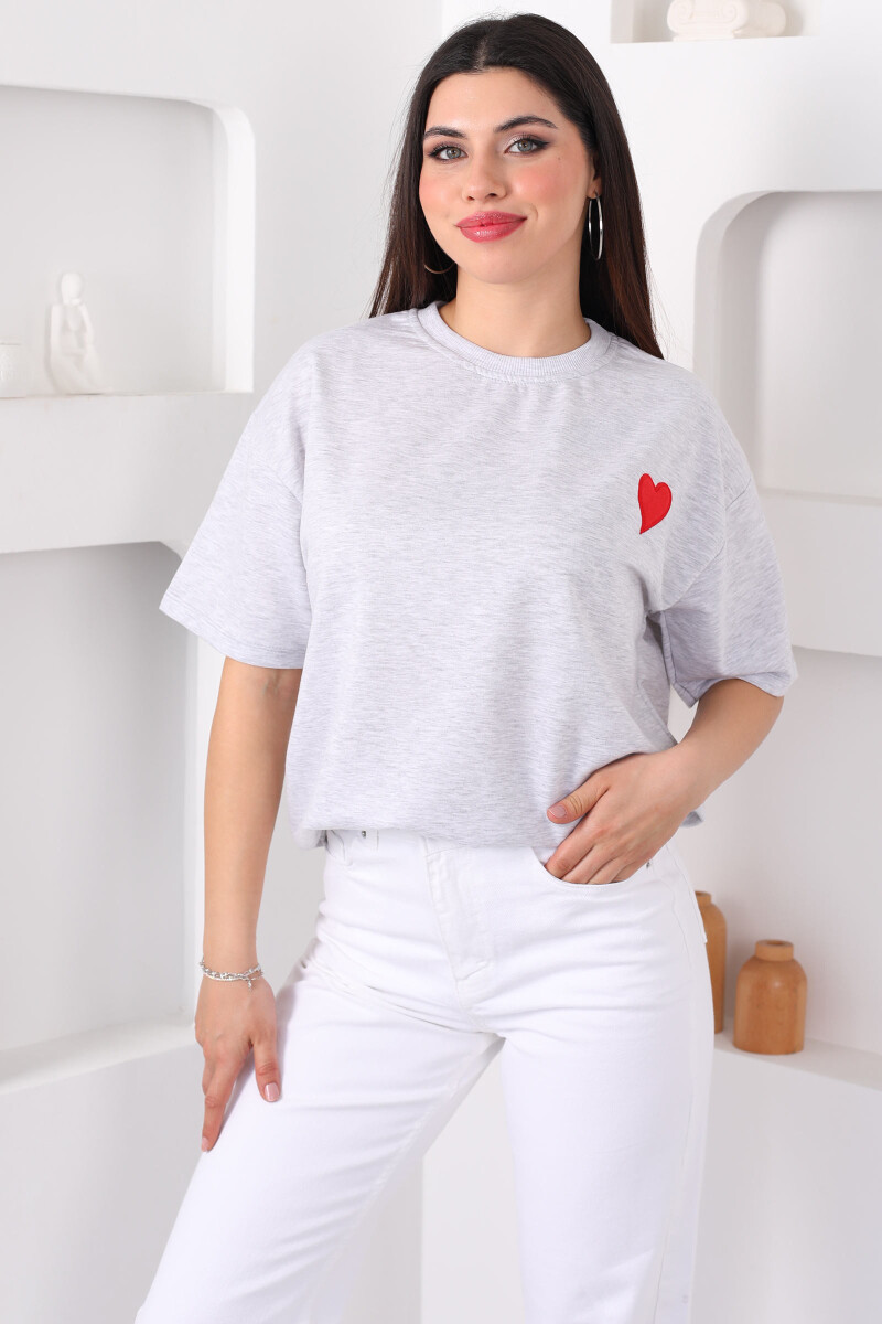 Kalp Nakışlı Bisiklet Yaka Oversize Gri Melanj Kadın T-Shirt - 3