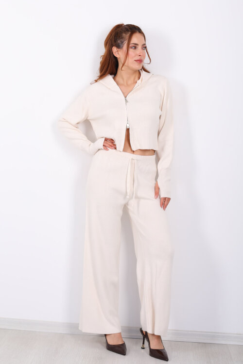 Kapüşonlu Parmak Geçirmeli Krem Kadın Triko Takım - 7