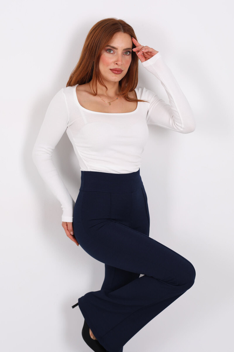 Kare Yaka Büzgülü Ekru Kadın Bluz - 1