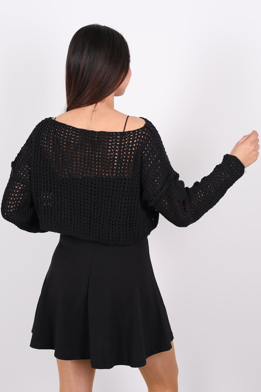 Kayık Yaka Ajurlu Delikli Siyah Kadın Crop Top - 5