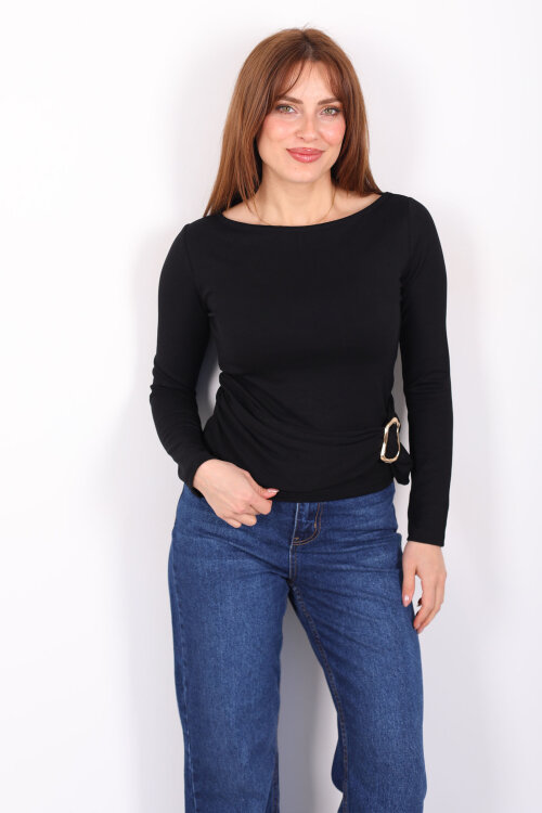 Kayık Yaka Aksesuarlı Kadın Siyah Bluz 