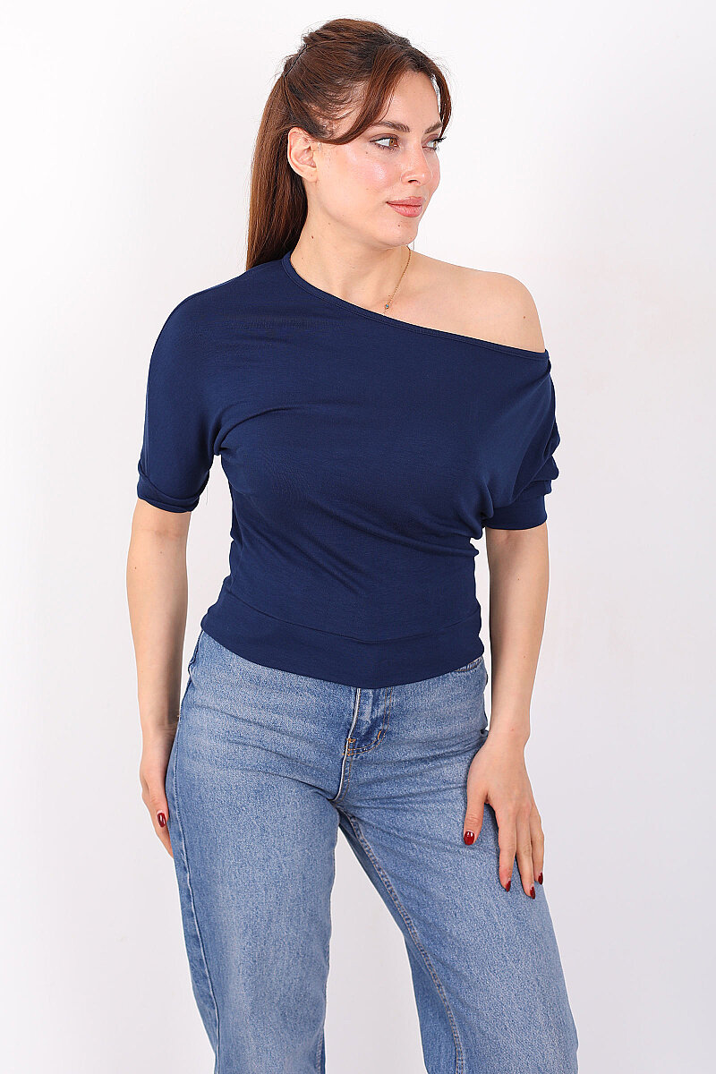 Kayık Yaka Beli Kemerli Yarasa Kol Lacivert Kadın Bluz - 1