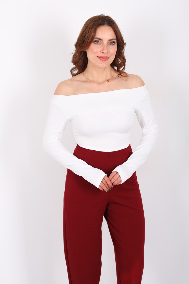 Kayık Yaka Beyaz Kadın Sandy Bluz - 1