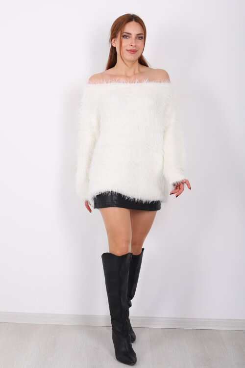 Kayık Yaka Sakallı Yumuşak Ekru Kadın Triko Kazak - 3