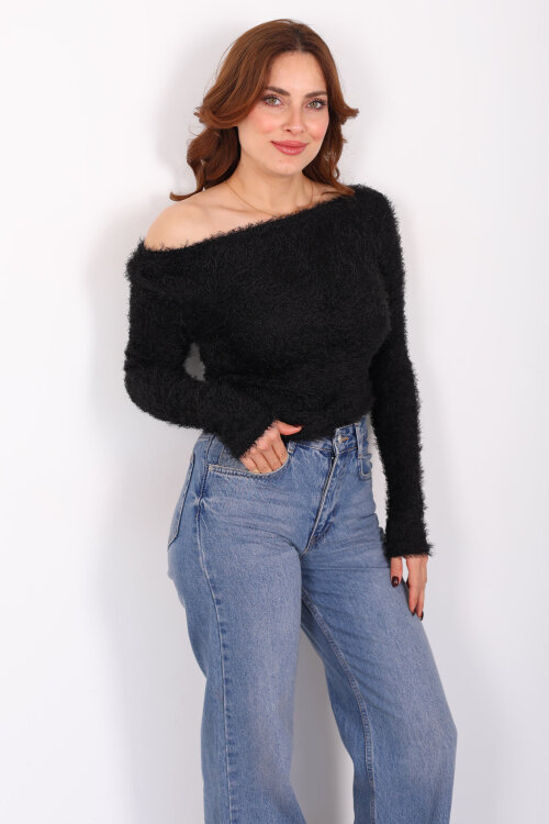 Kayık Yaka Siyah Kadın Sakallı Kazak - Berox