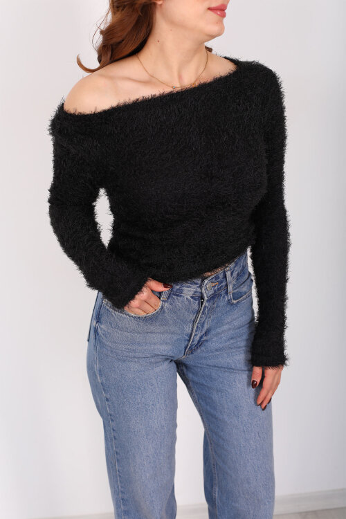 Kayık Yaka Siyah Kadın Sakallı Kazak - Berox (1)