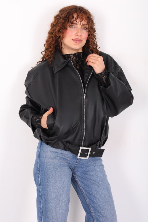 Kemer Detaylı Yarasa Kol Siyah Kadın Deri Ceket - 7