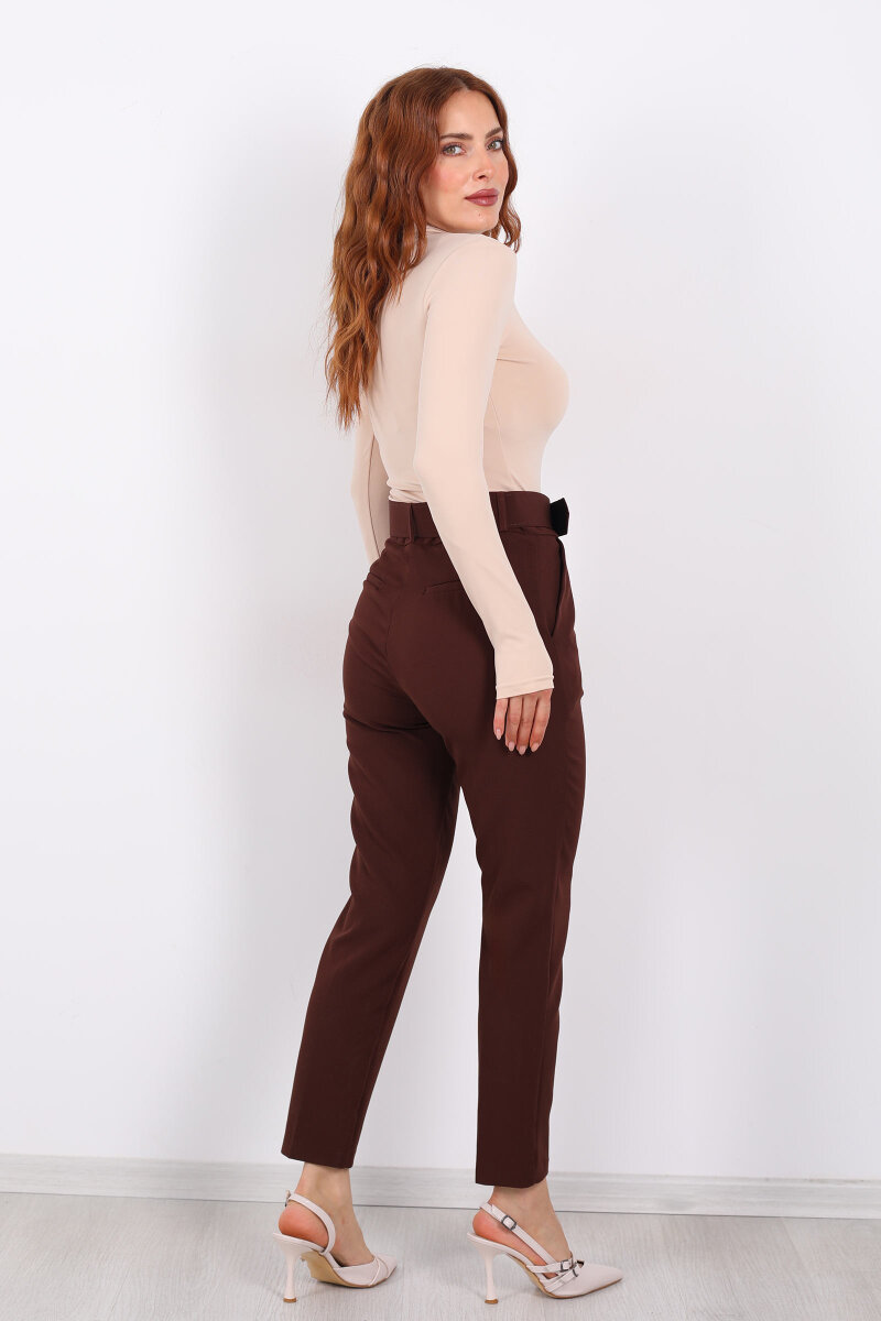 Kemerli Kahverengi Kadın Kumaş Pantolon - 6