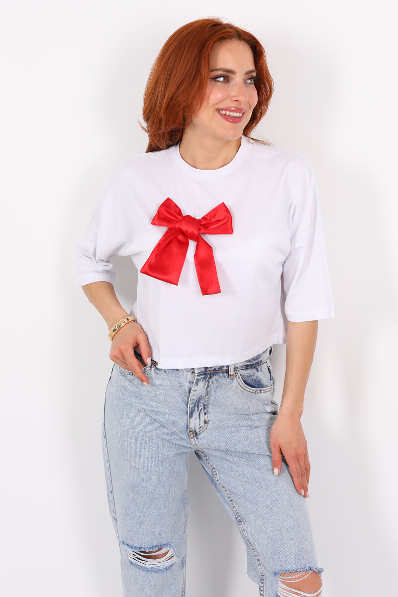 Kırmızı Kurdeleli Bisiklet Yaka Oversize Kadın T-Shirt - 1