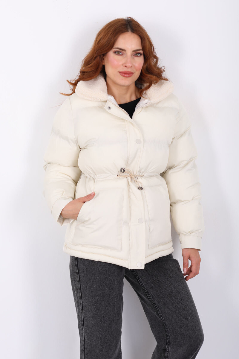 Kıvırcık Yaka Detaylı Krem Kadın Şişme Mont - 4