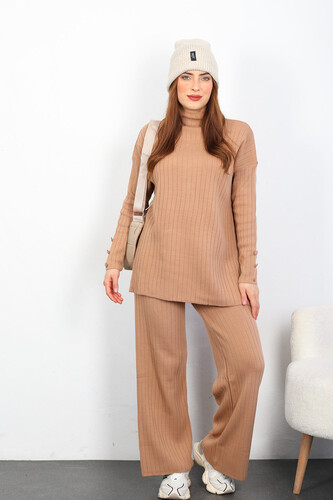 Kol Süs Düğmeli Bol Paça Bej Kadın Triko Takım - Berox
