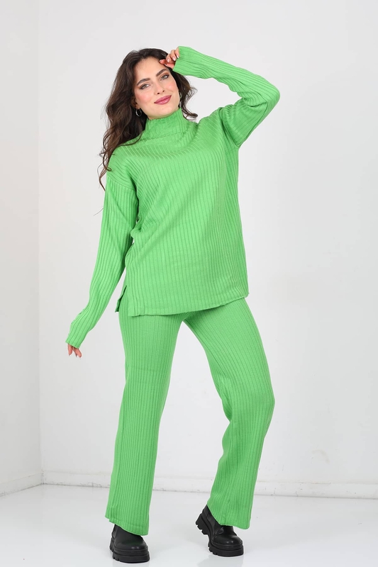 Kol Süs Düğmeli Bol Paça Yeşil Kadın Triko Takım - 1