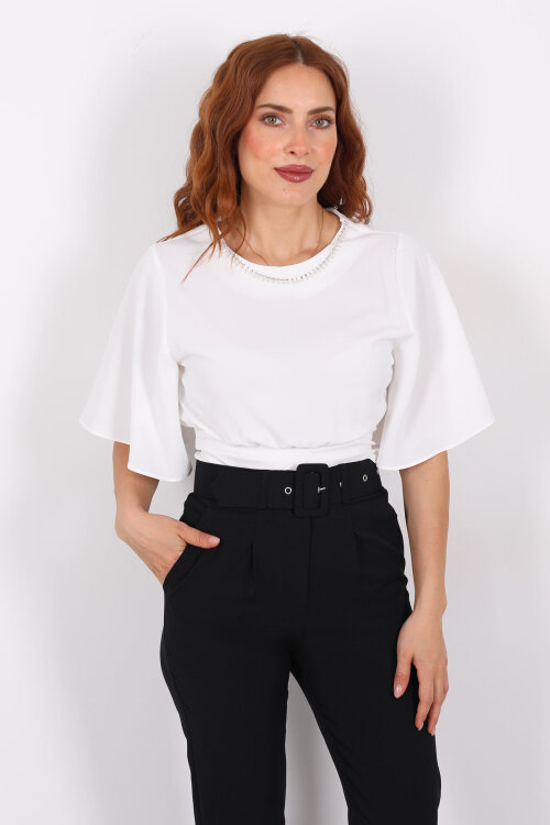 Kolye Detaylı Beli Lastikli Yarasa Kol Beyaz Kadın Saten Bluz - 6