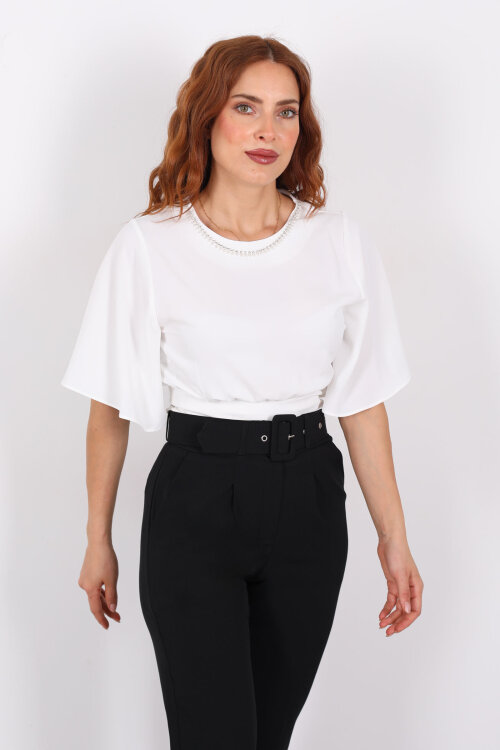 Kolye Detaylı Beli Lastikli Yarasa Kol Beyaz Kadın Saten Bluz - 3