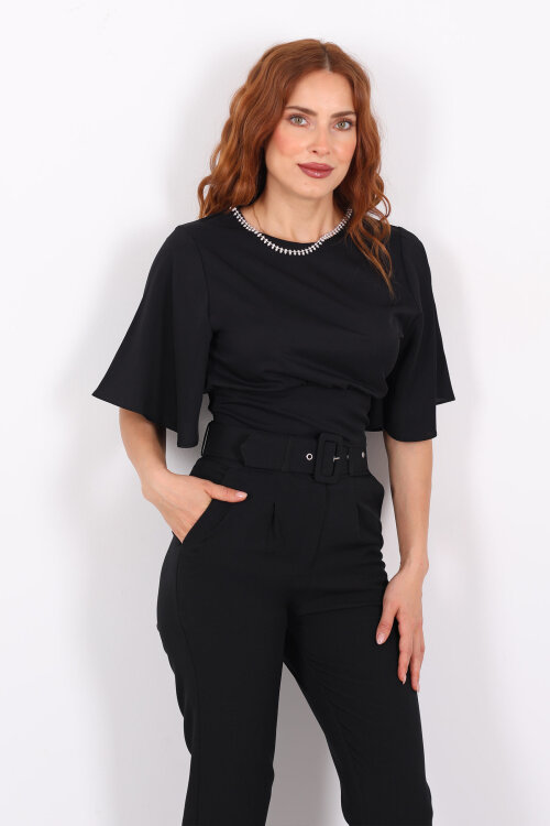 Kolye Detaylı Beli Lastikli Yarasa Kol Siyah Kadın Saten Bluz - 4