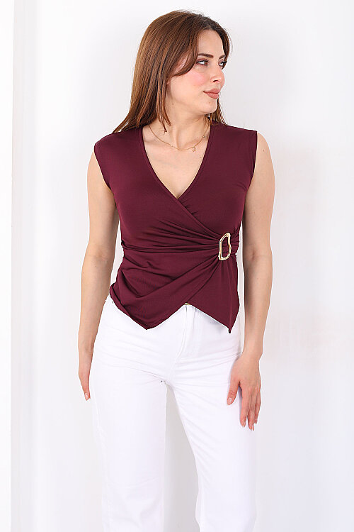 Kruvaze Yaka Aksesuarlı Kolsuz Mürdüm Kadın Bluz - 6