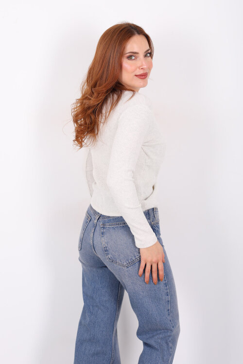 Kruvaze Yaka Büzgü Detaylı Yumoş Triko Ekru Kadın Bluz - 5