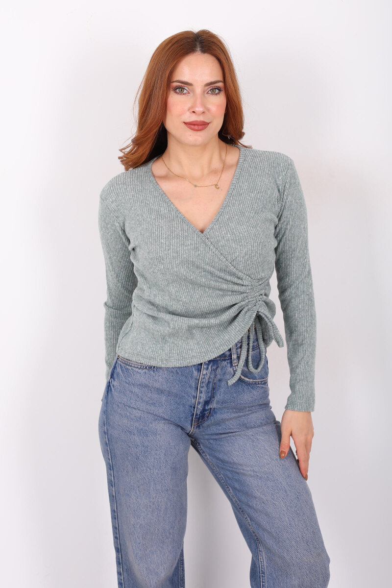 Kruvaze Yaka Büzgü Detaylı Yumoş Triko Haki Kadın Bluz - 6