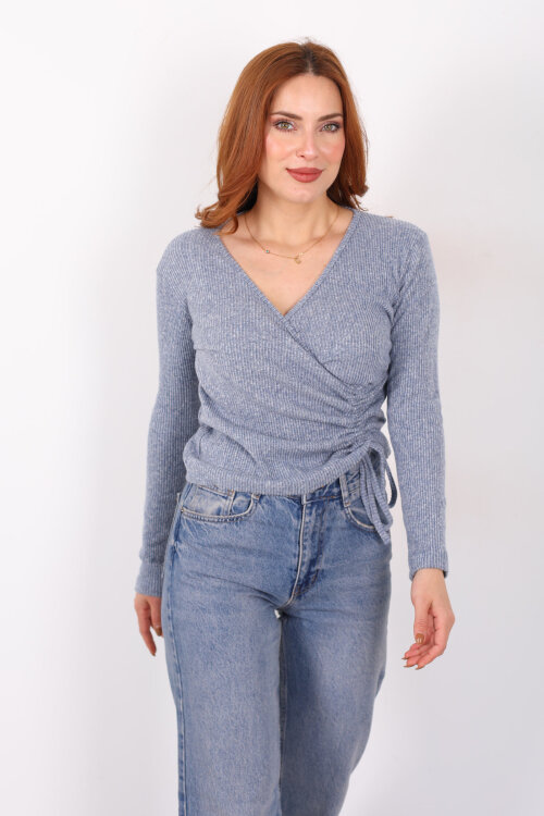 Kruvaze Yaka Büzgü Detaylı Yumoş Triko Mavi Kadın Bluz - 6