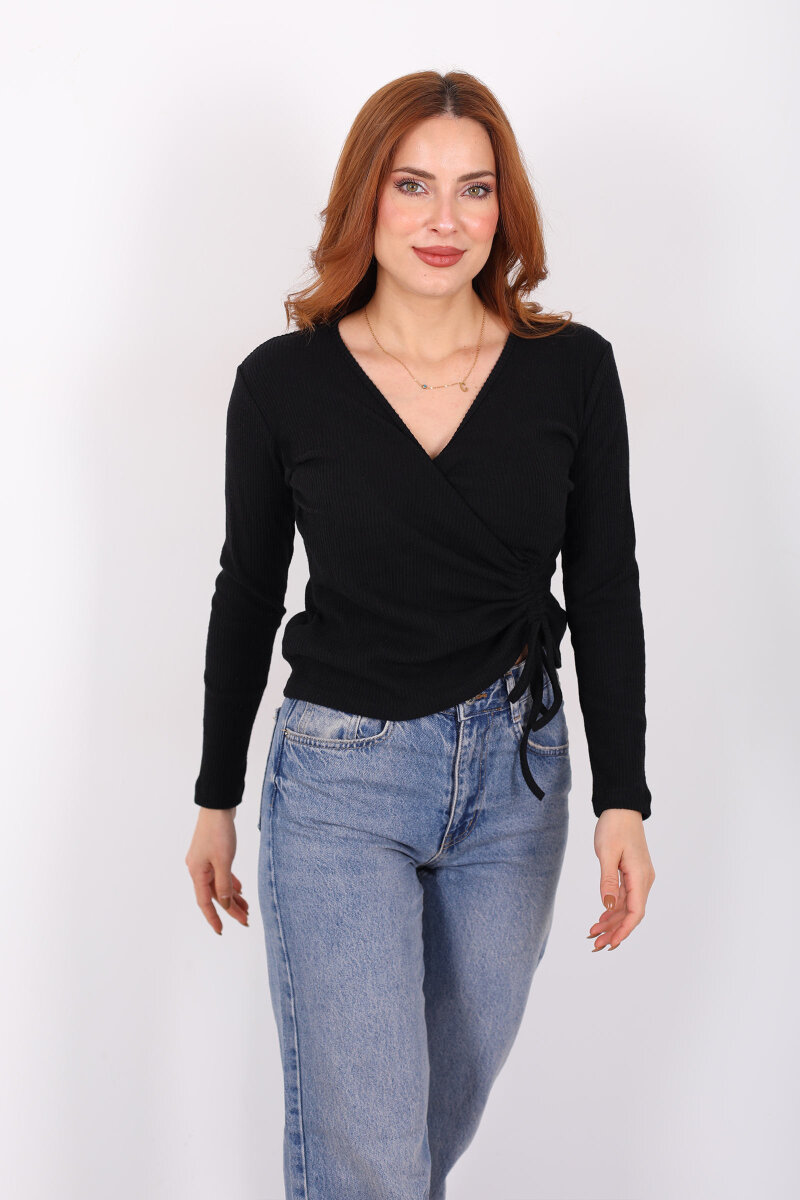 Kruvaze Yaka Büzgü Detaylı Yumoş Triko Siyah Kadın Bluz - 4