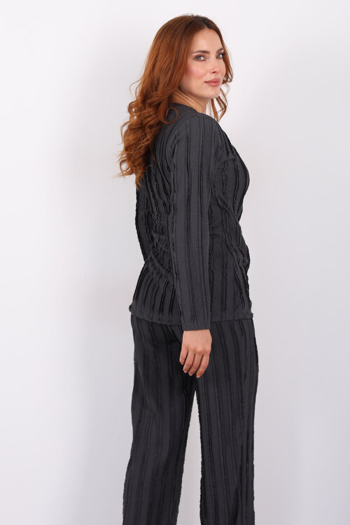 Kruvaze Yaka Fırfırlı Toka Detaylı Antrasit Kadın Takım - 5