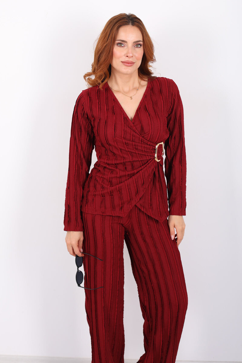 Kruvaze Yaka Fırfırlı Toka Detaylı Bordo Kadın Takım - 4