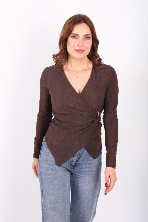 Kruvaze Yaka Toka Detaylı Acı Kahve Kadın Bluz - 3