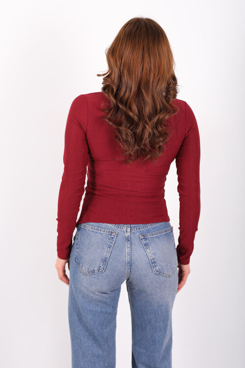 Kruvaze Yaka Toka Detaylı Bordo Kadın Bluz - 5