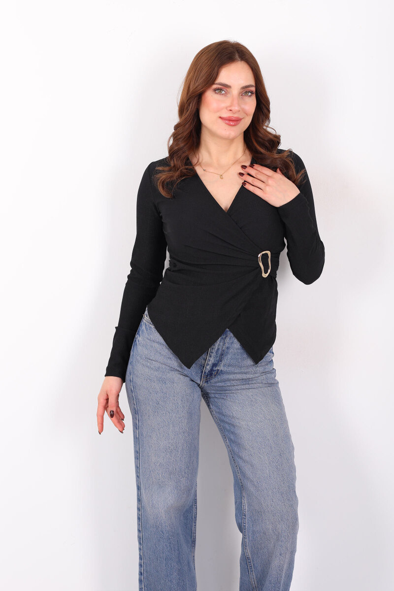 Kruvaze Yaka Toka Detaylı Siyah Kadın Bluz - 1