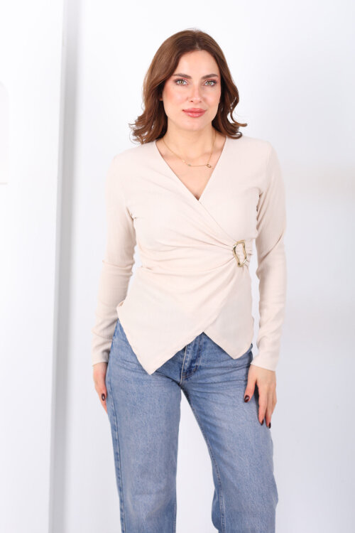 Kruvaze Yaka Toka Detaylı Taş Rengi Kadın Bluz - Berox