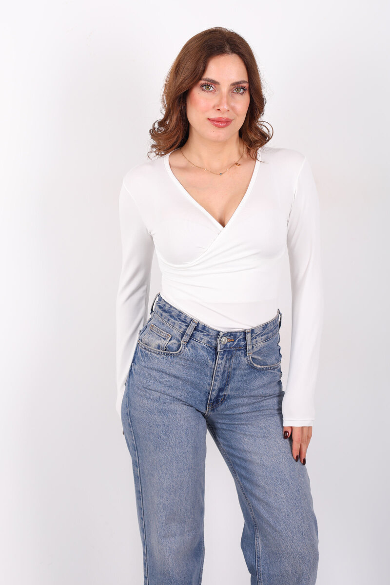 Kruvaze Yaka Uzun Kol Beyaz Kadın Çıtçıtlı Body - 5