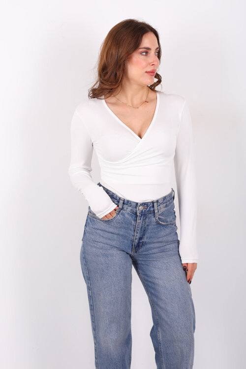 Kruvaze Yaka Uzun Kol Beyaz Kadın Çıtçıtlı Body - 3