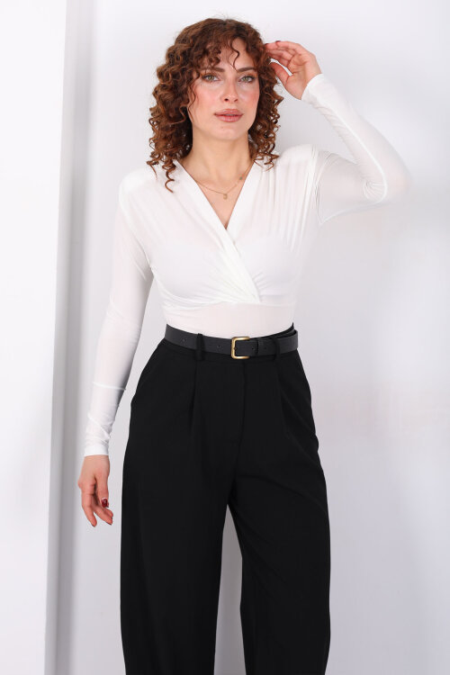 Kruvaze Yaka Vatkalı Sandy Beyaz Kadın Çıtçıtlı Body - 3