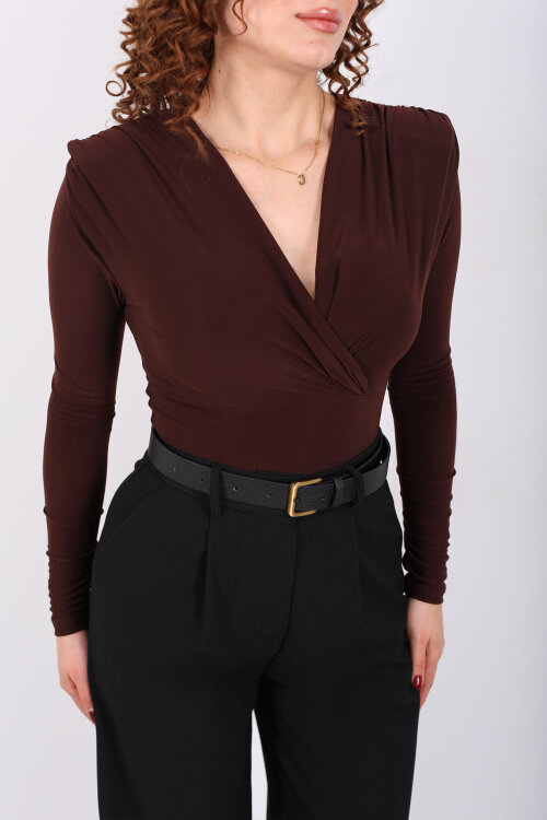 Kruvaze Yaka Vatkalı Sandy Kahverengi Kadın Çıtçıtlı Body - Berox (1)