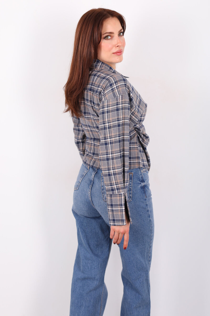 Kruvaze Yaka Yandan Bağlamalı Kadın Gri Ekose Gömlek - 5