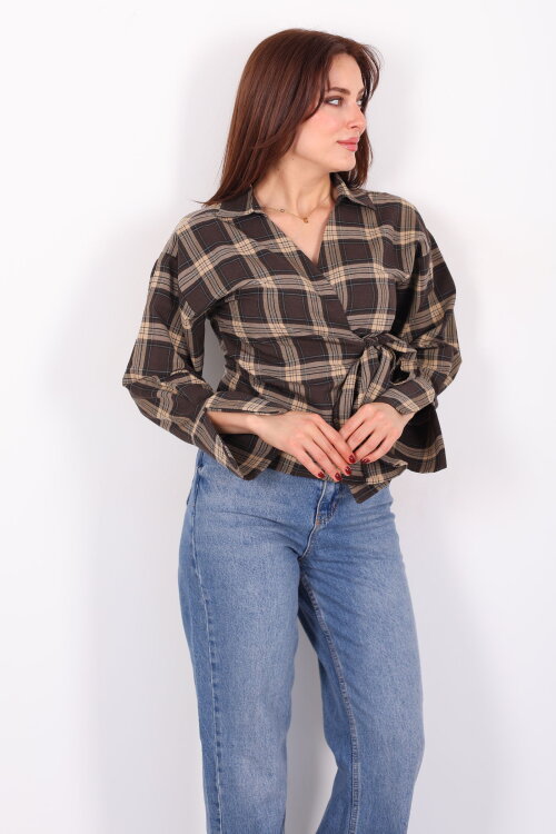 Kruvaze Yaka Yandan Bağlamalı Kadın Kahverengi Ekose Gömlek - 3