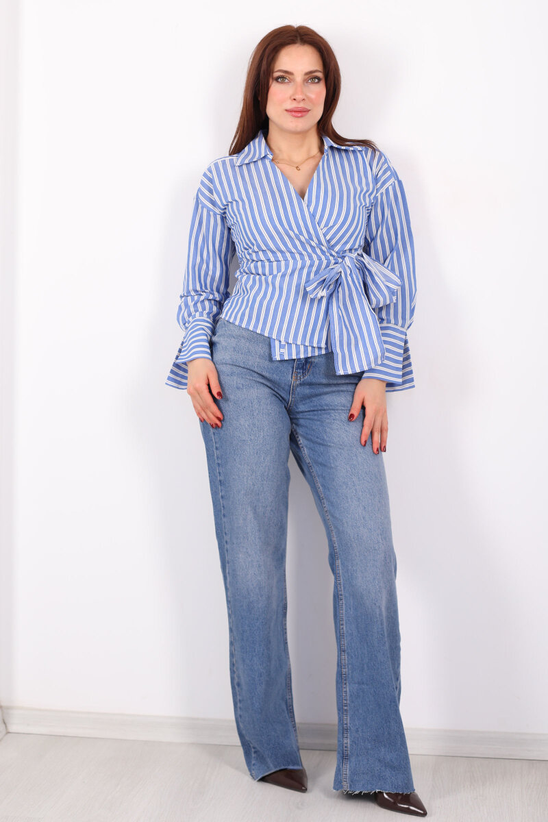Kruvaze Yandan Bağlamalı Mavi Kadın Çizgili Gömlek - 3