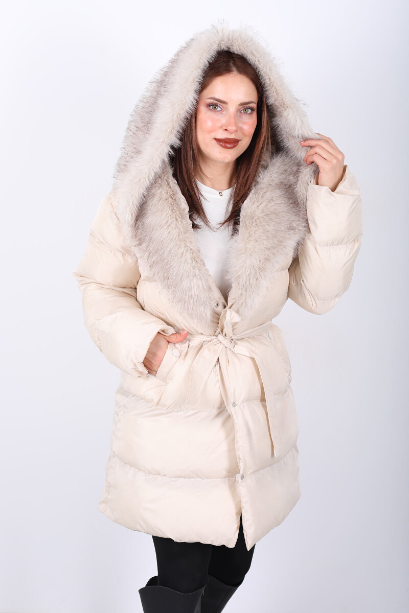 Kürk Detaylı Bağlamalı Krem Kadın Şişme Mont - 1